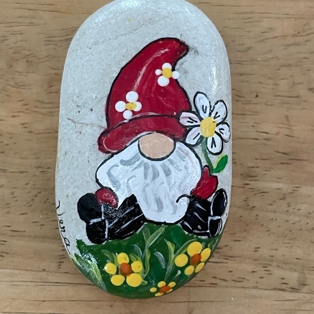 Hand crafted painted daisy gnome rock white red black yellow green gray garden - Picture 10 of 11